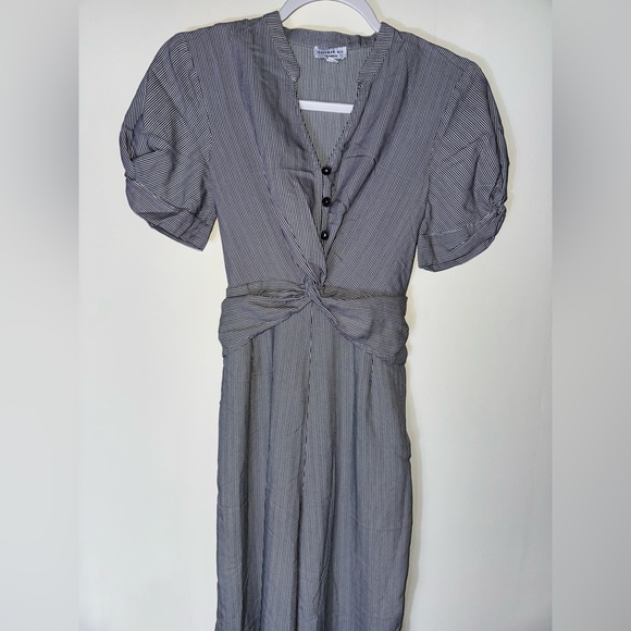 EUC Anthropologie Current Air That's A Wrap pinstrip jumpsuit SMALL‎ puff sleeve - Picture 3 of 11